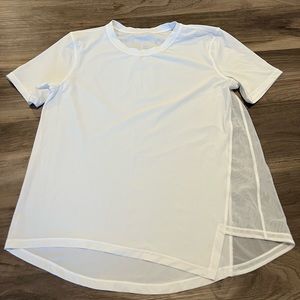 Lululemon white top loose fit sz 6